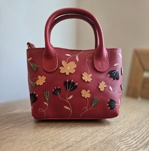 Unused Portland Leather Small Red Floral Handbag